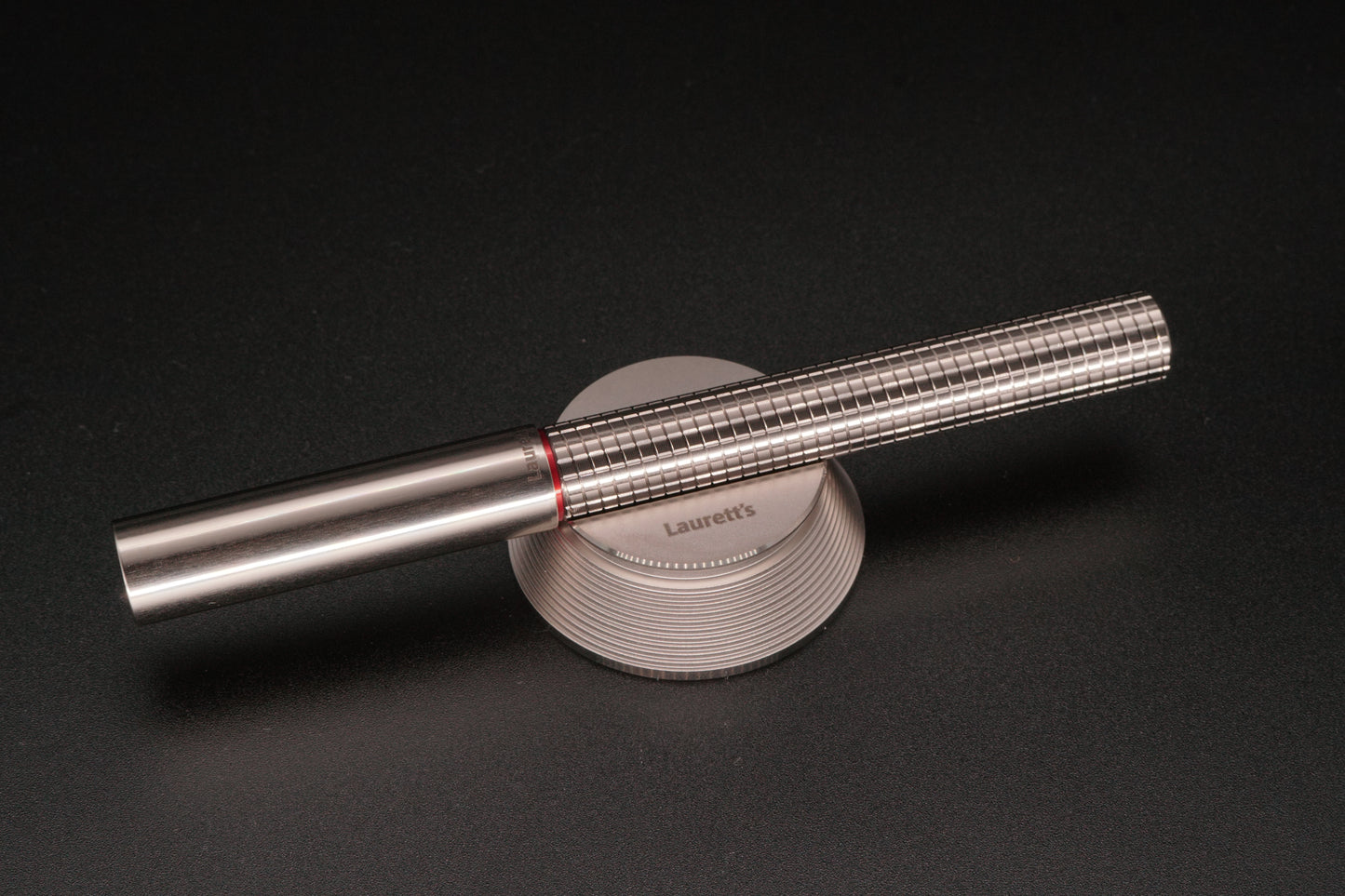 Stealthread 万年筆